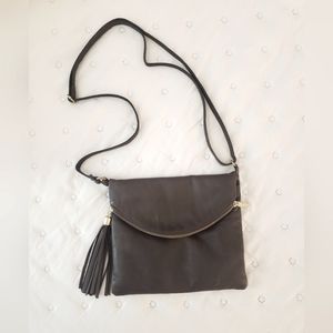 🎉Vera Pelle leather cross body 8.6x7.5x0.79 🎉DESIGNER CLEARANCE DEAL